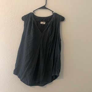 Universal Thread Tank